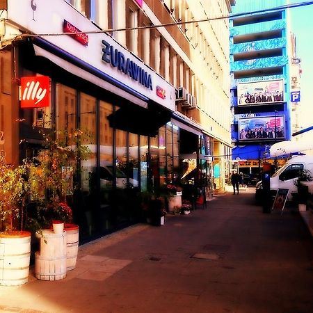 Wdj Hostel Varsó Kültér fotó