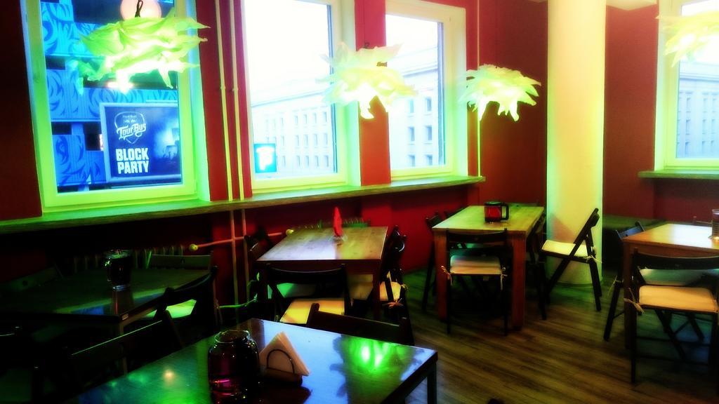 Wdj Hostel Varsó Kültér fotó