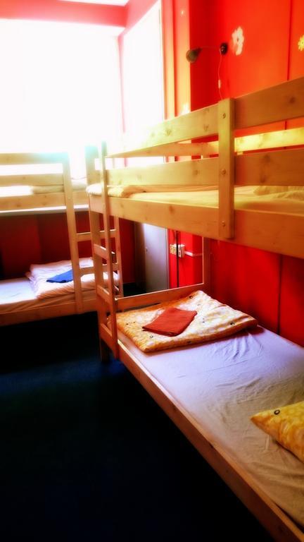 Wdj Hostel Varsó Szoba fotó