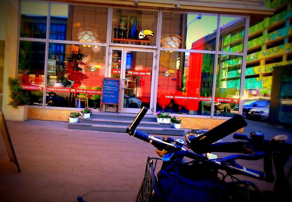 Wdj Hostel Varsó Kültér fotó