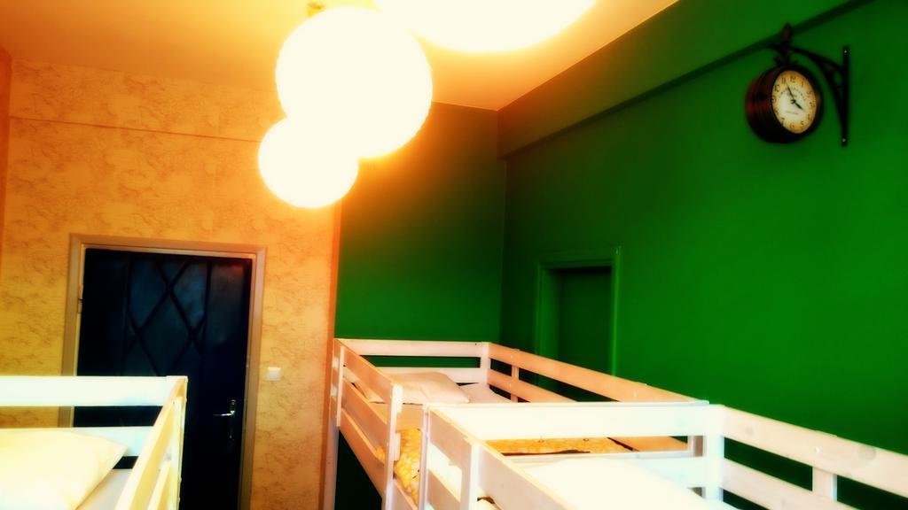 Wdj Hostel Varsó Szoba fotó