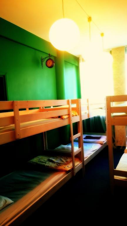 Wdj Hostel Varsó Szoba fotó