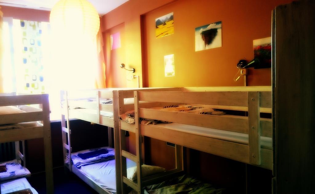Wdj Hostel Varsó Szoba fotó